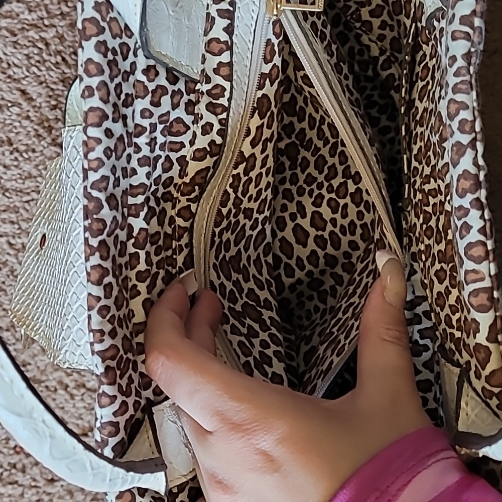 Guess mixed media tote guess bucket bag guess straw bag - Picture 14 of 15
